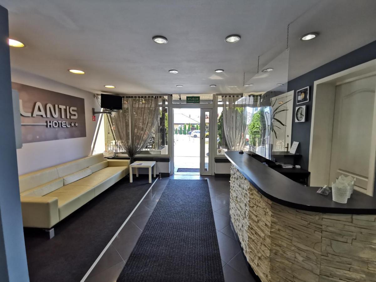 Hotel Atlantis พอซนาน ภายนอก รูปภาพ